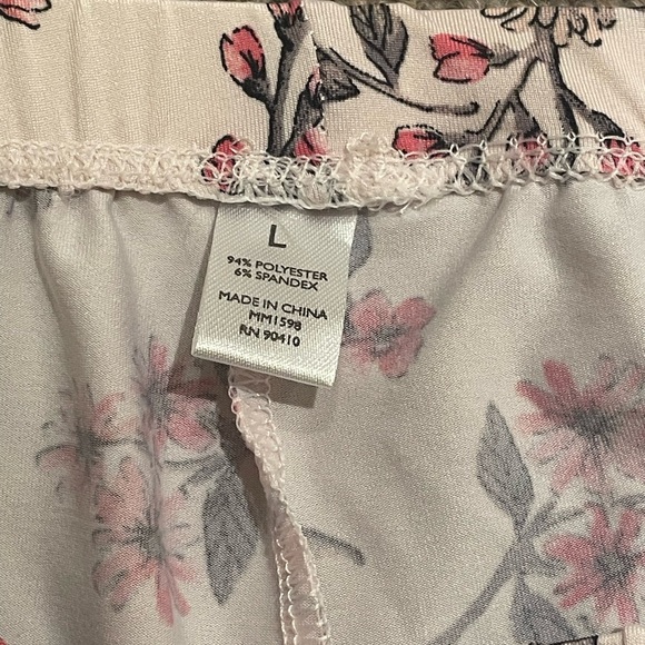 Floral Pyjama Print Shorts - Picture 3 of 3